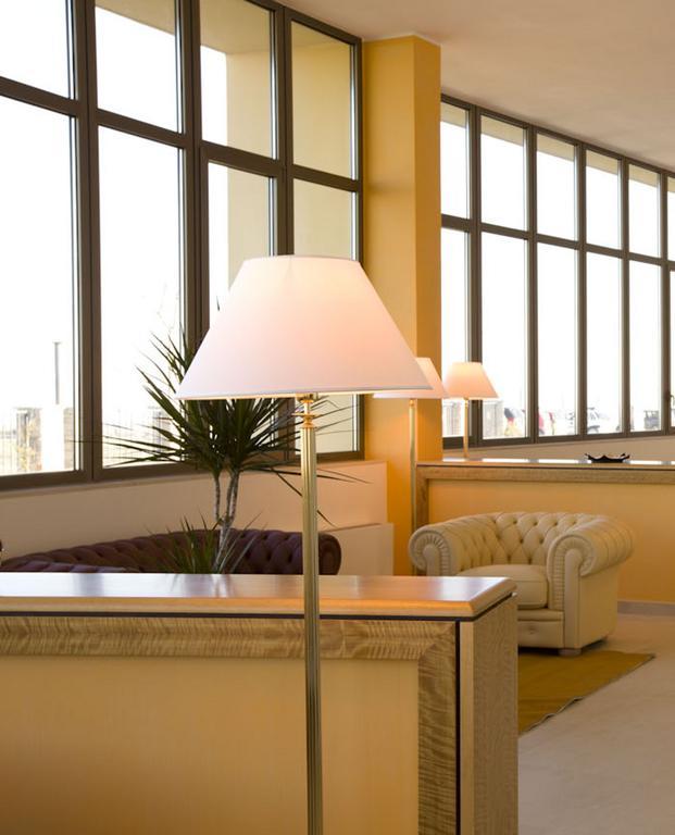 Park Hotel Elizabeth マリオット エクステリア 写真